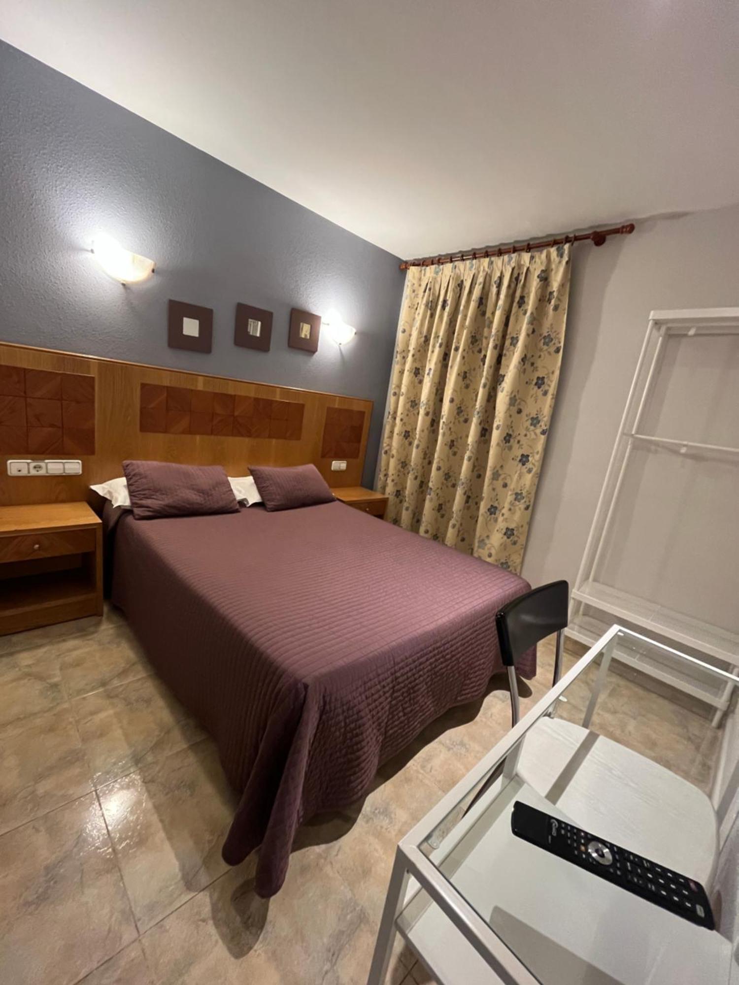 Hostal Azul ألمولار المظهر الخارجي الصورة