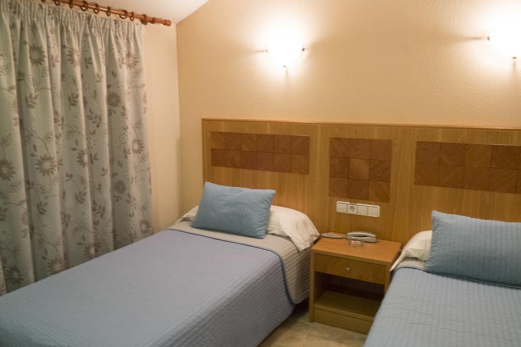 Hostal Azul ألمولار المظهر الخارجي الصورة